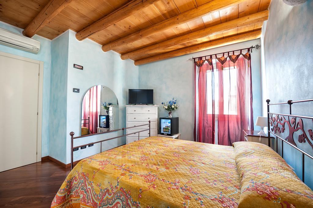 Villa Pace Поцоленго Стая снимка